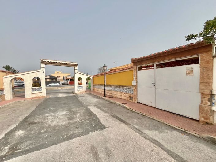 Image No.28-Villa de 2 chambres à vendre à Torrevieja