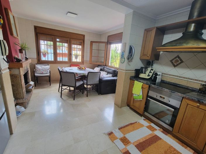 Image No.12-4 Bed Villa for sale