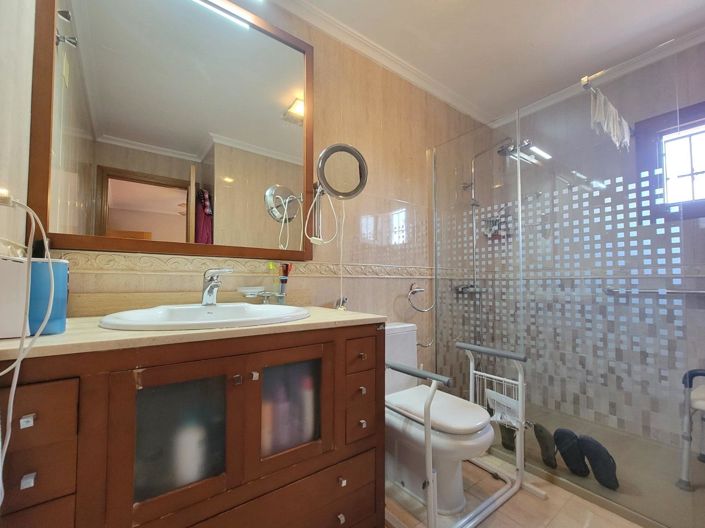 Image No.22-4 Bed Villa for sale