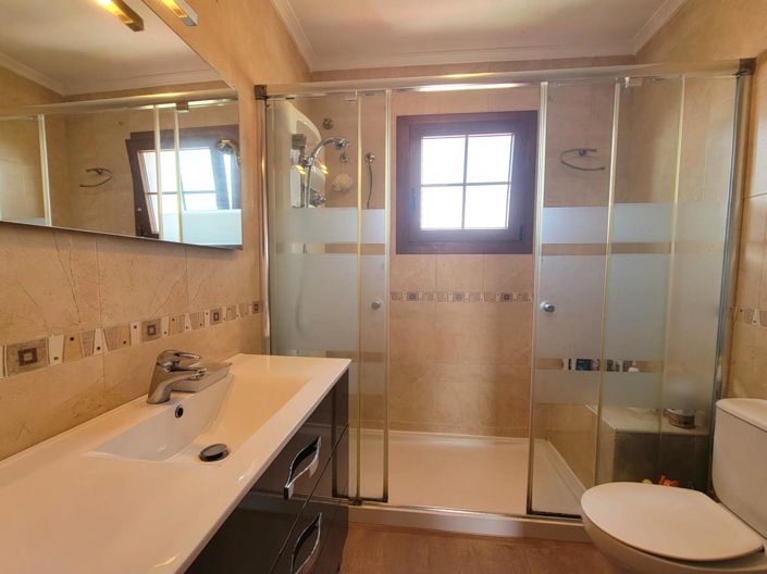 Image No.38-4 Bed Villa for sale