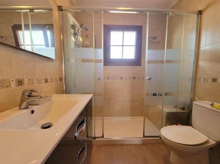 Image No.39-4 Bed Villa for sale