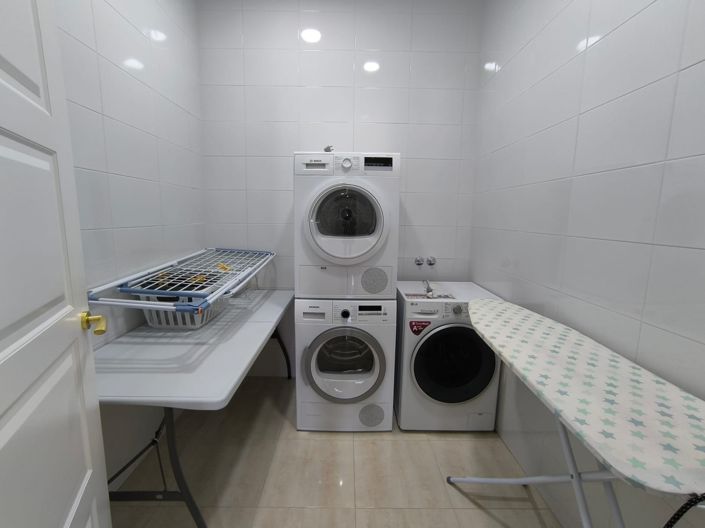 Image No.18-4 Bed Villa for sale