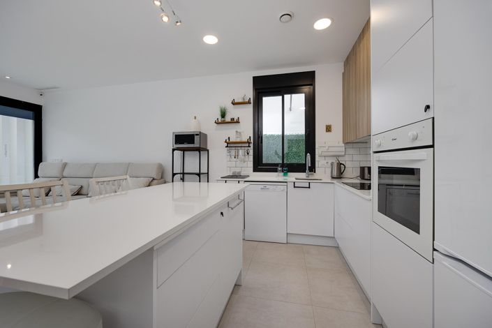 Image No.10-3 Bed Villa for sale