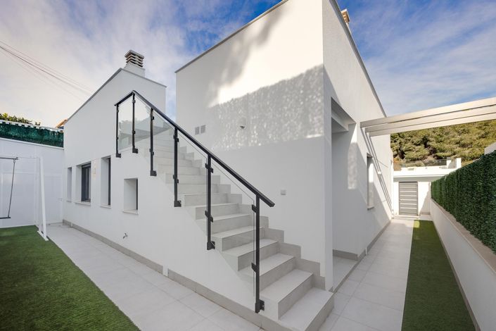 Image No.21-3 Bed Villa for sale