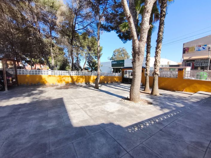 Image No.2-Villa de 2 chambres à vendre à Torrevieja