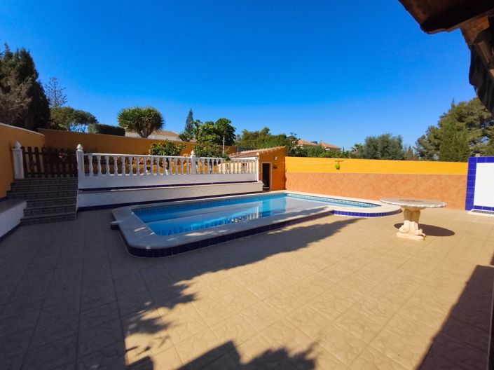 Image No.44-4 Bed Villa for sale