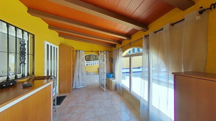 Image No.8-4 Bed Villa for sale