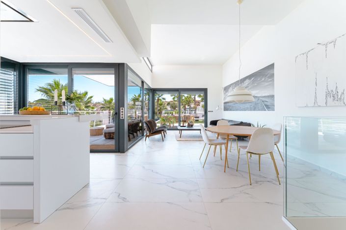 Image No.3-Villa de 5 chambres à vendre à San Miguel de Salinas