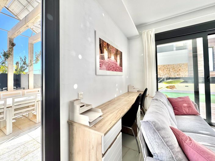 Image No.28-Villa de 4 chambres à vendre à Orihuela Costa