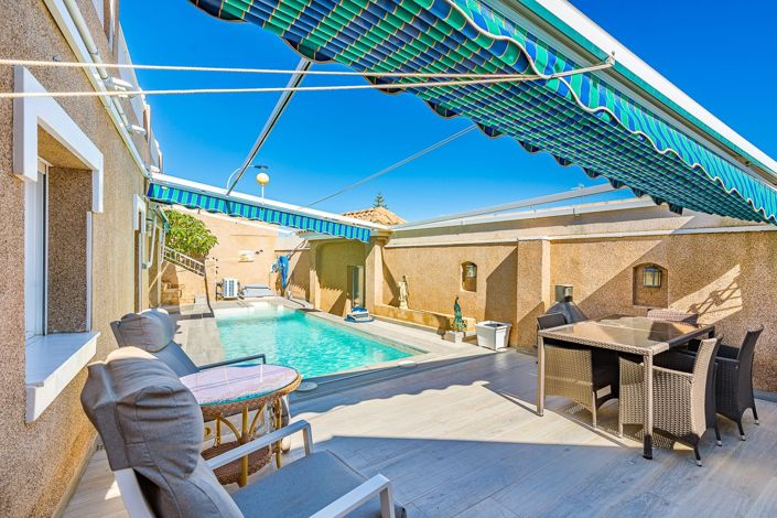 Image No.43-5 Bed Villa for sale