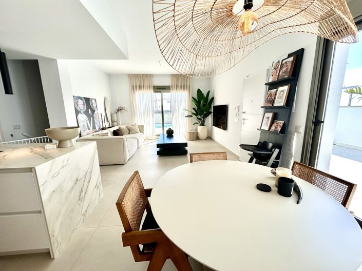 Image No.5-Villa de 4 chambres à vendre à San Miguel de Salinas