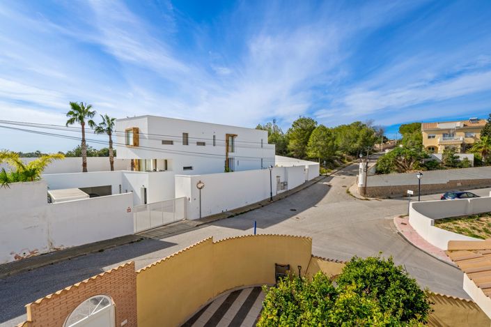 Image No.20-3 Bed Villa for sale
