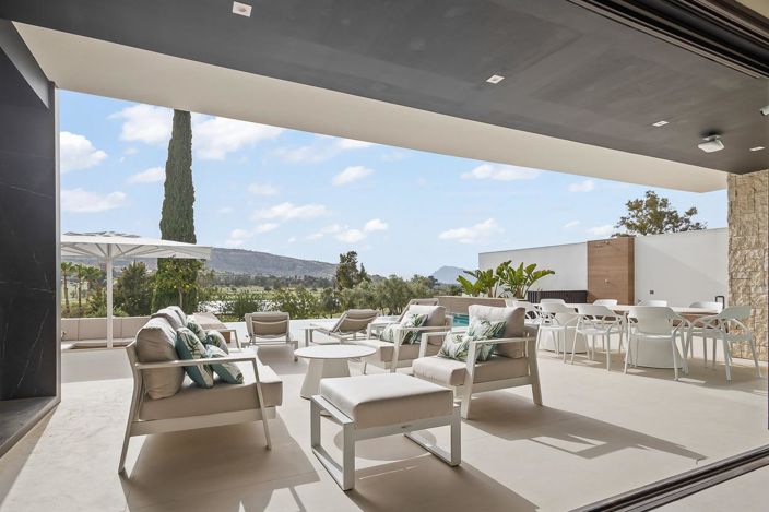 Image No.10-5 Bed Villa for sale