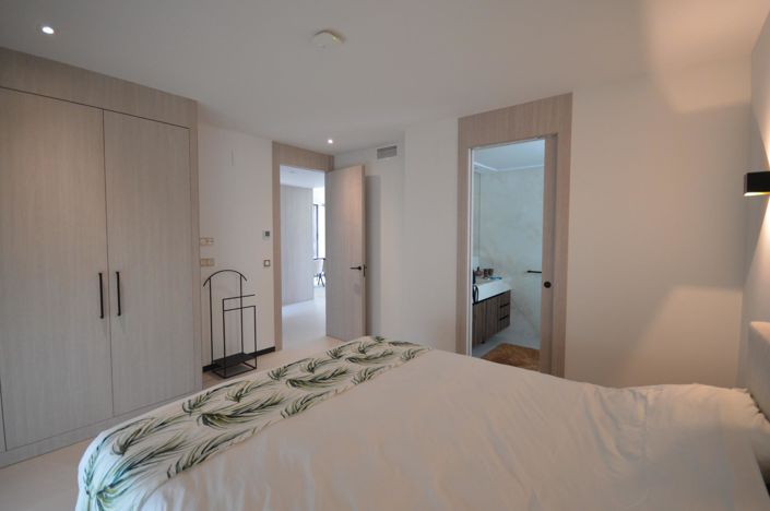 Image No.19-5 Bed Villa for sale