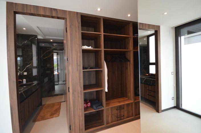 Image No.22-5 Bed Villa for sale