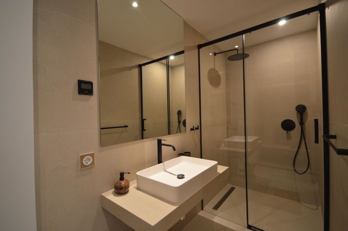 Image No.25-5 Bed Villa for sale