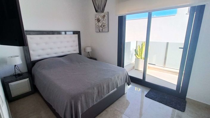 Image No.22-3 Bed Villa for sale