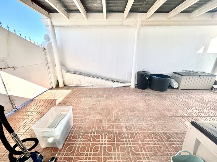 Image No.19-2 Bed Villa for sale