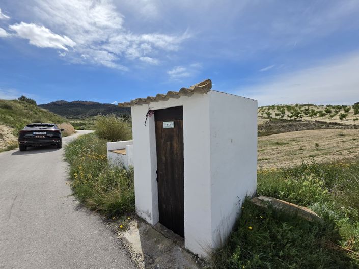 Image No.15-2 Bed Villa for sale