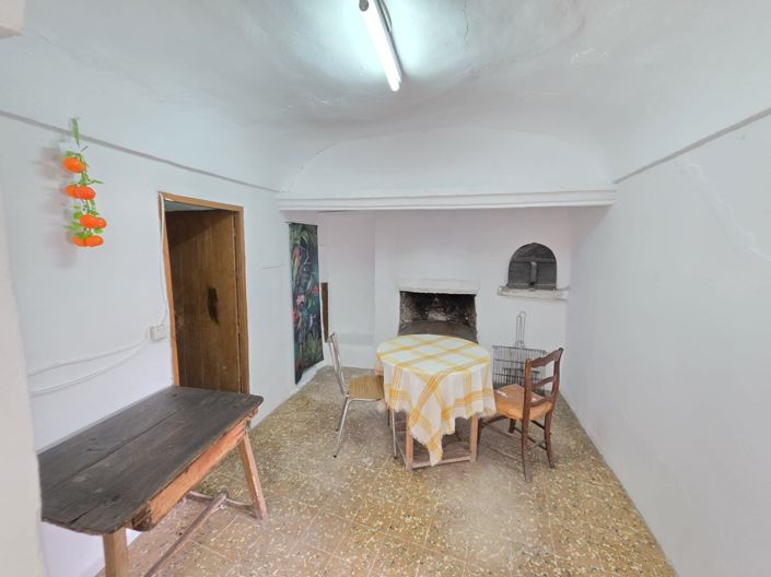 Image No.9-2 Bed Villa for sale