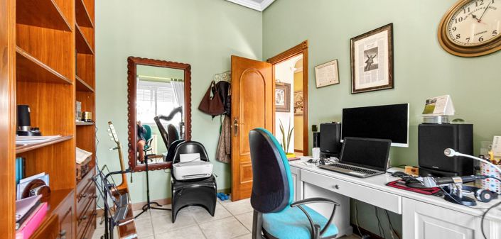 Image No.24-Villa de 5 chambres à vendre à Torrevieja