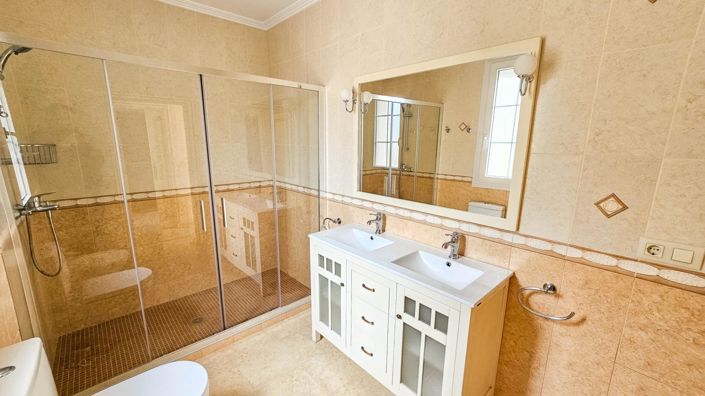 Image No.21-Villa de 7 chambres à vendre à Cabo Roig