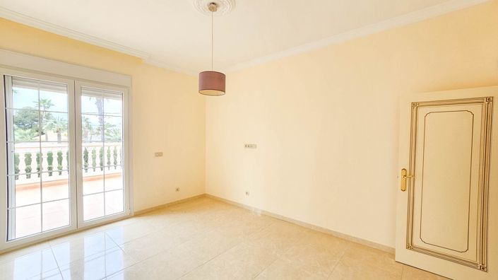 Image No.22-Villa de 7 chambres à vendre à Cabo Roig