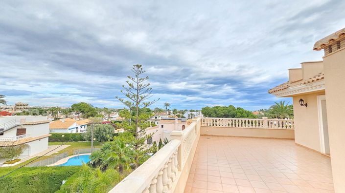 Image No.37-Villa de 7 chambres à vendre à Cabo Roig