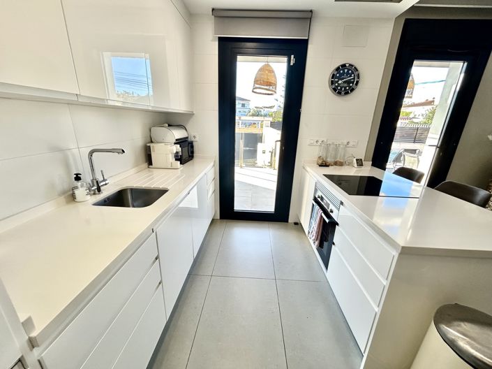 Image No.10-Villa de 5 chambres à vendre à Los Balcones