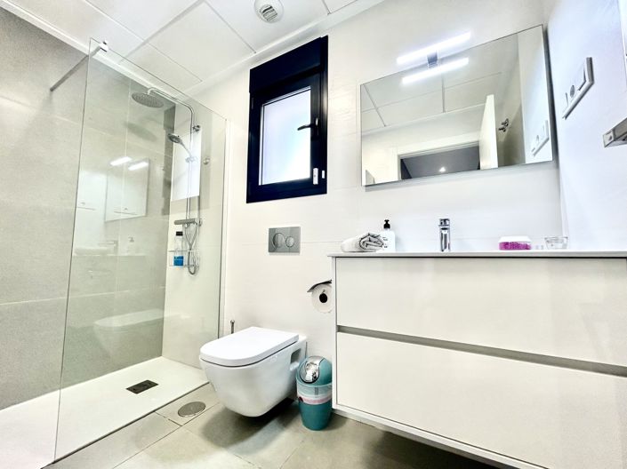 Image No.18-Villa de 5 chambres à vendre à Los Balcones