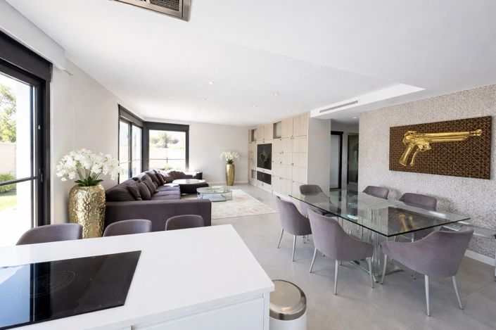 Image No.8-Villa de 5 chambres à vendre à Los Balcones