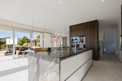 2233o1jhli358r1dte13r1s7o6jn1q801m