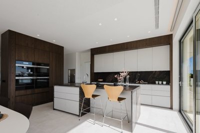 2233o1jhlir4f01mt352mk2n1e4810loc