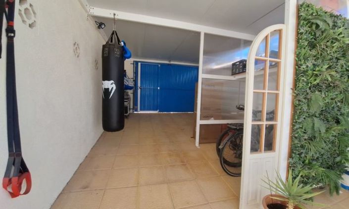 Image No.17-3 Bed Villa for sale
