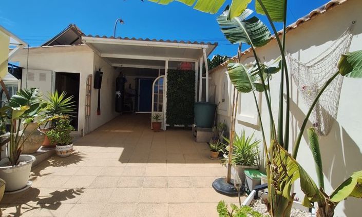 Image No.26-3 Bed Villa for sale