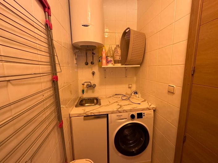 Image No.10-3 Bed Property for sale