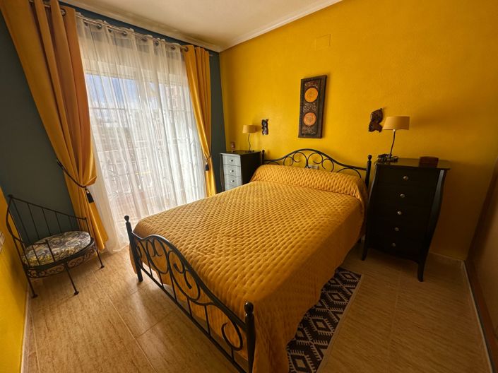 Image No.22-3 Bed Property for sale