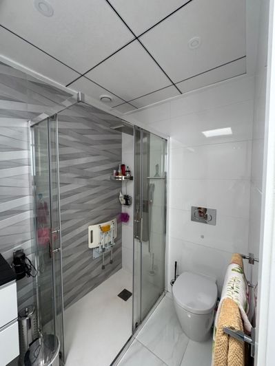 Image No.17-3 Bed Property for sale