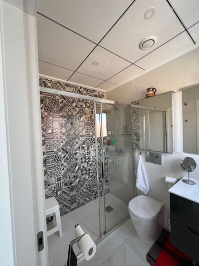 Image No.18-3 Bed Property for sale