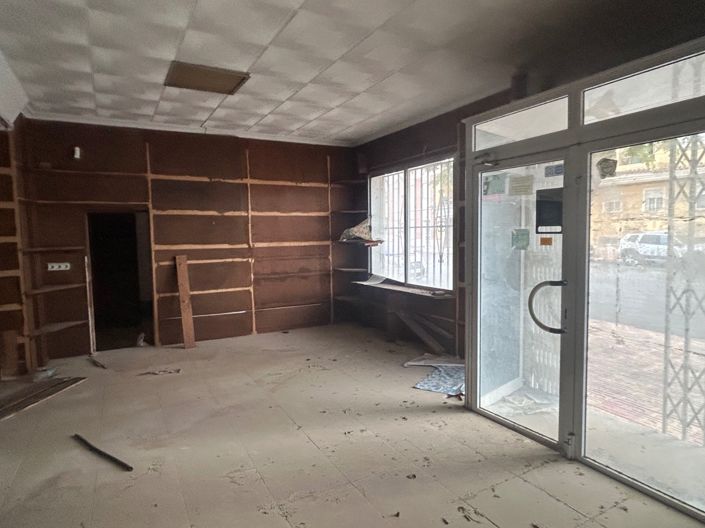 Image No.2-1 Bed Property for sale