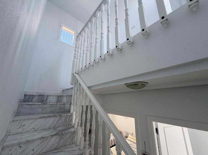 Image No.24-3 Bed Property for sale