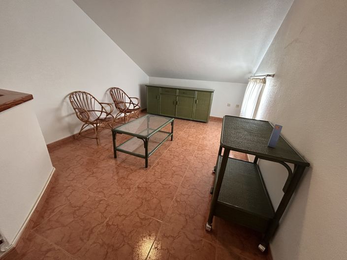 Image No.20-4 Bed Property for sale