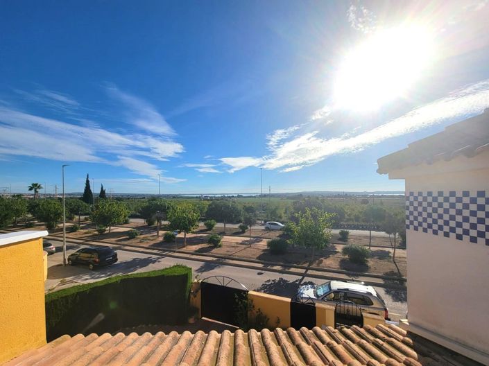 Image No.30-3 Bed Property for sale