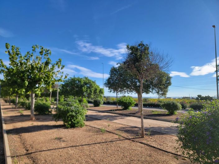 Image No.45-3 Bed Property for sale