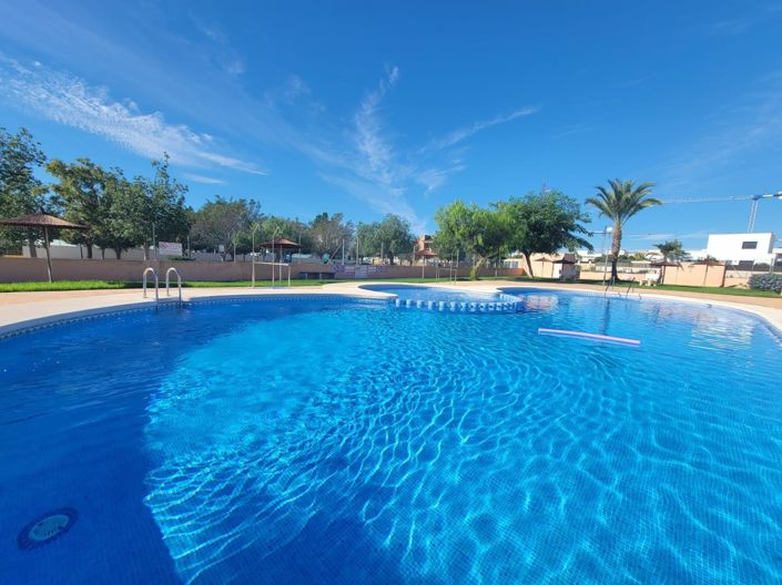 Image No.46-3 Bed Property for sale