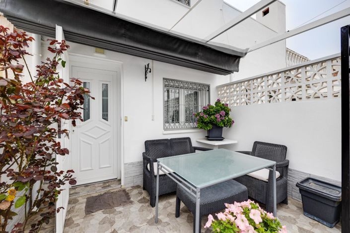 Image No.38-3 Bed Property for sale