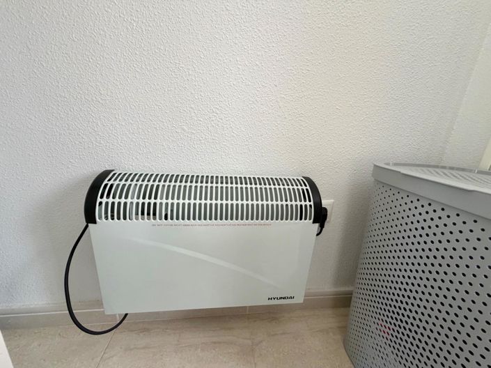 Image No.20-2 Bed Property for sale