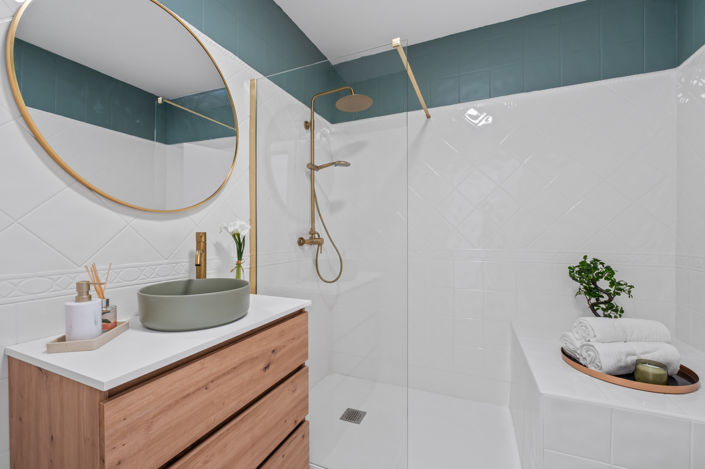 Image No.16-2 Bed Property for sale