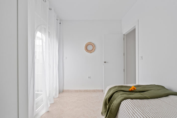 Image No.29-2 Bed Property for sale