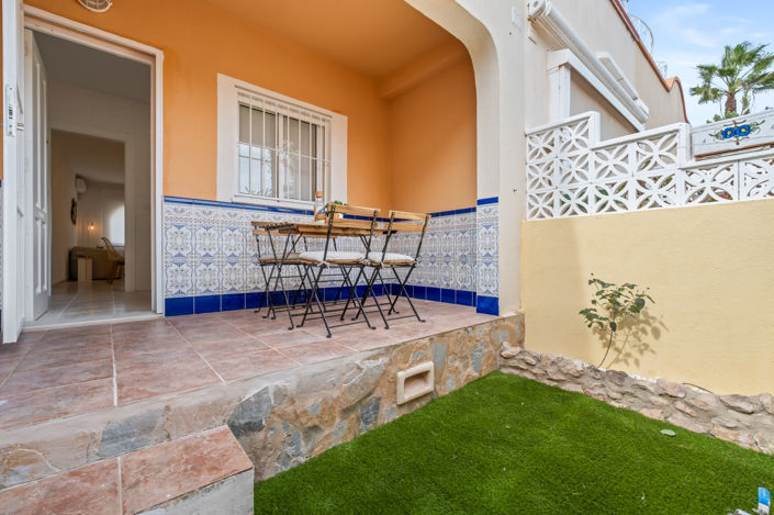 Image No.32-2 Bed Property for sale